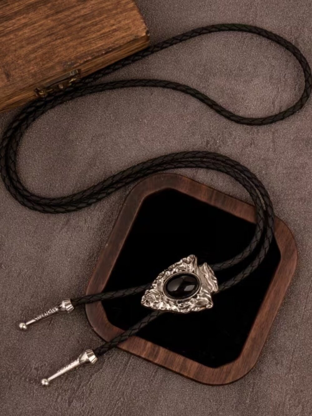NWT Western Black Agate Arrowhead Bolo Tie Silver-Tone Cowboy Vegan Leather